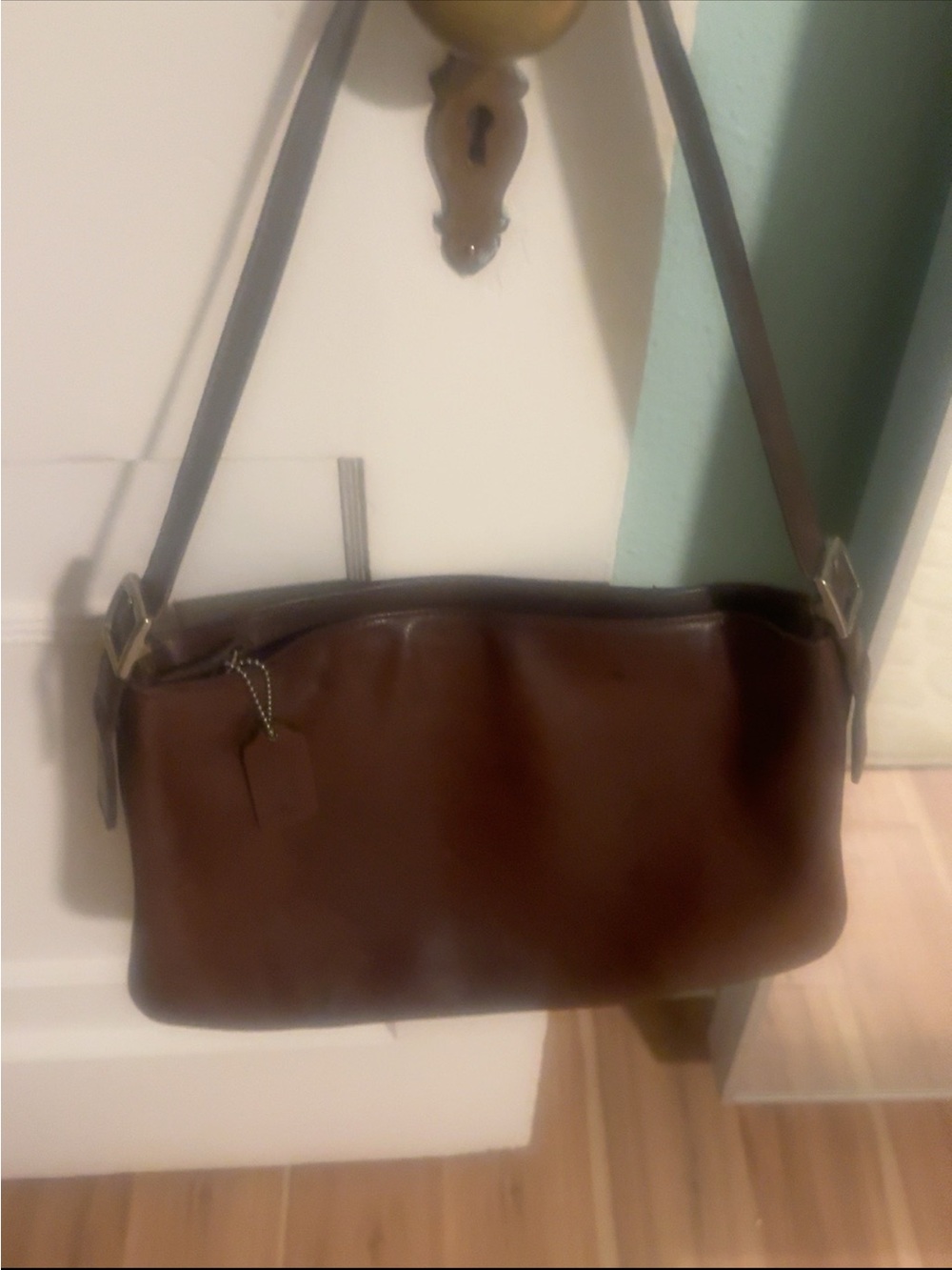 Coach vintage 9407 east/west shoulder bag